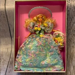 1994 Spring Bouquet Barbie